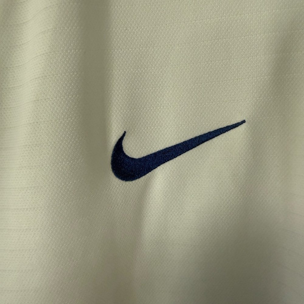 Nike Men's White England Soccer Jersey - Picture 4 of 6